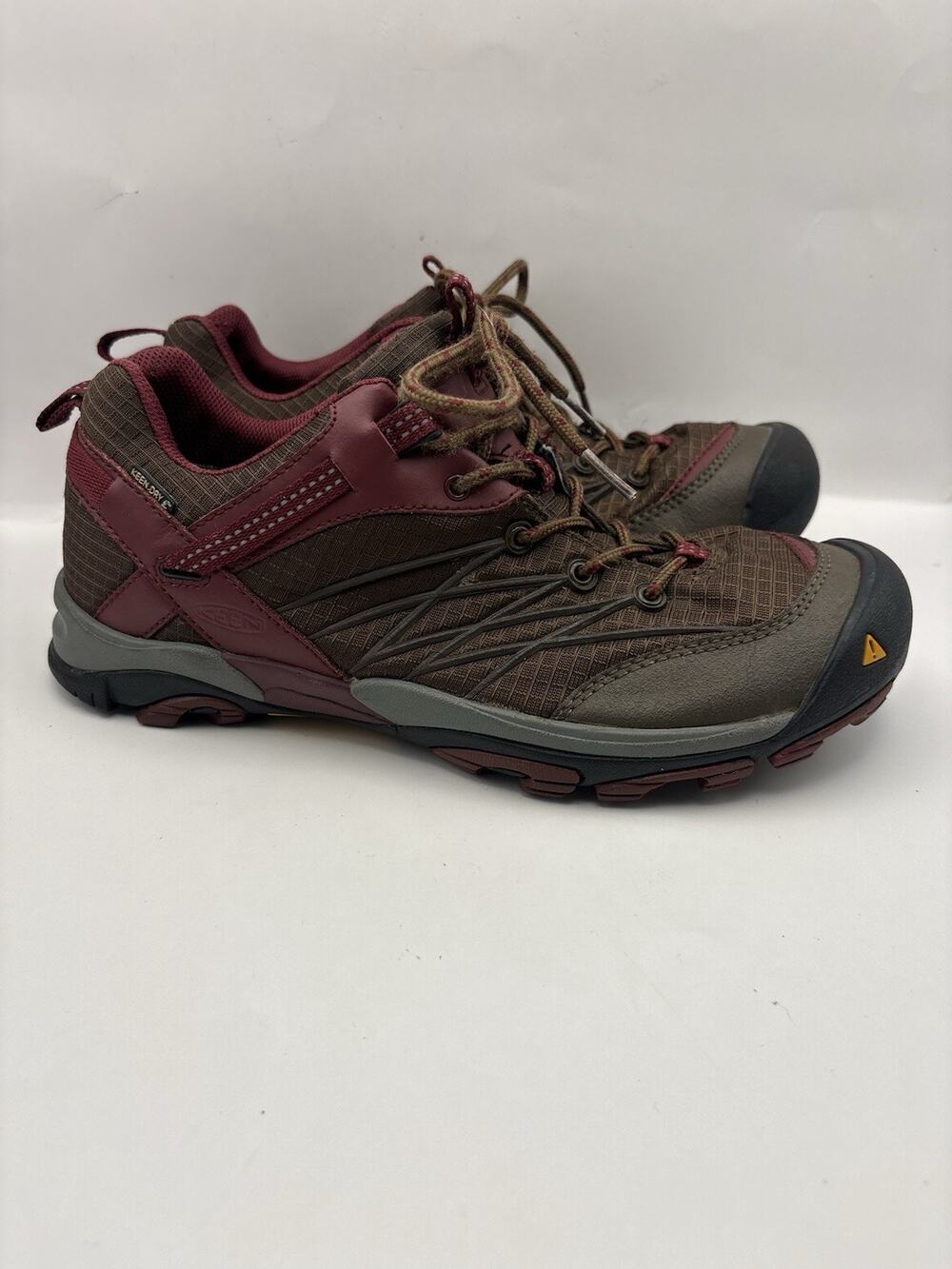 Keen Marshall Waterproof Hiking Sneakers Women Size 9.5